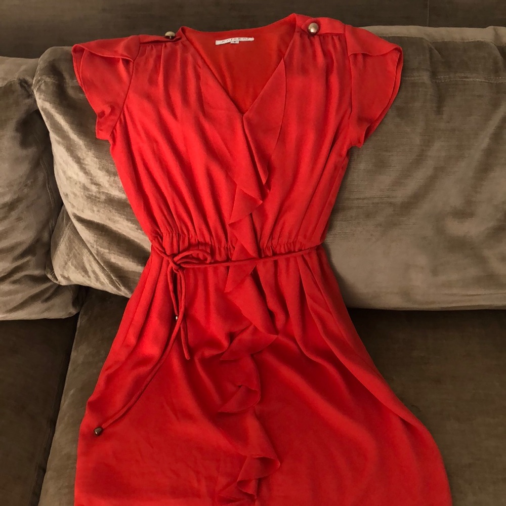 Short sleeve dress